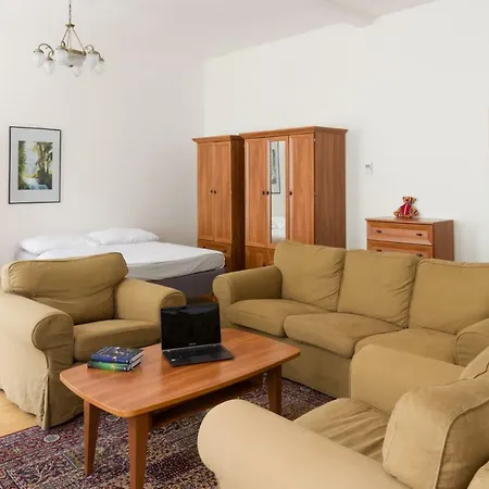 Zahrebska Lägenhetshotell 4*