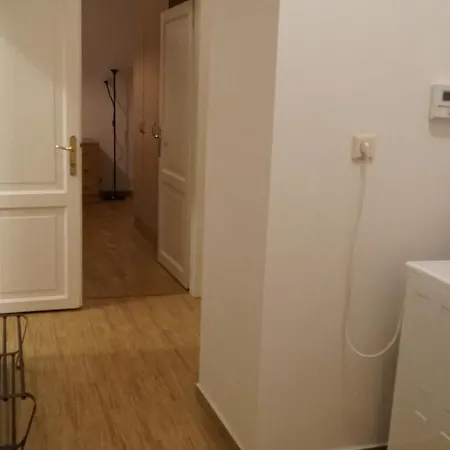 Zahrebska Lägenhetshotell 4*