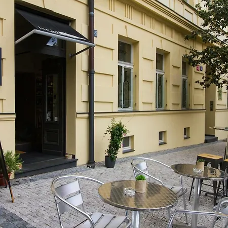 Zahrebska Aparthotel Prague