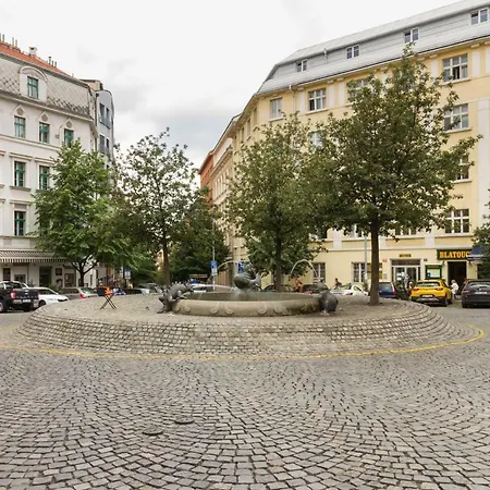 Zahrebska Aparthotel 4*