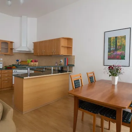 Aparthotel Zahrebska Prague