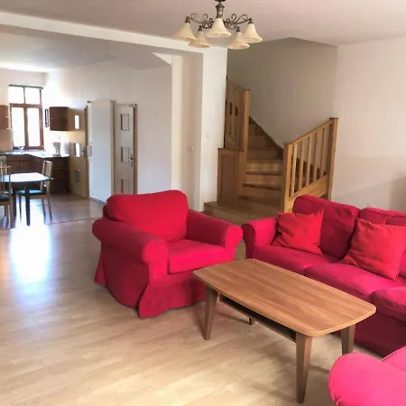 Zahrebska 4*