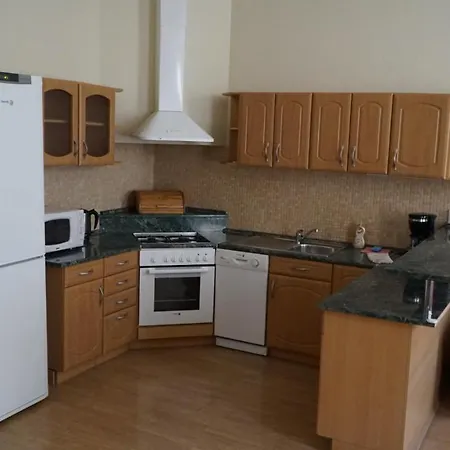 Apartmanhotel Zahrebska 4*