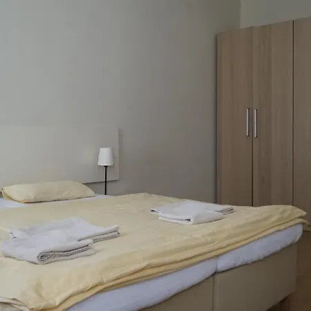 Zahrebska 4* Prága